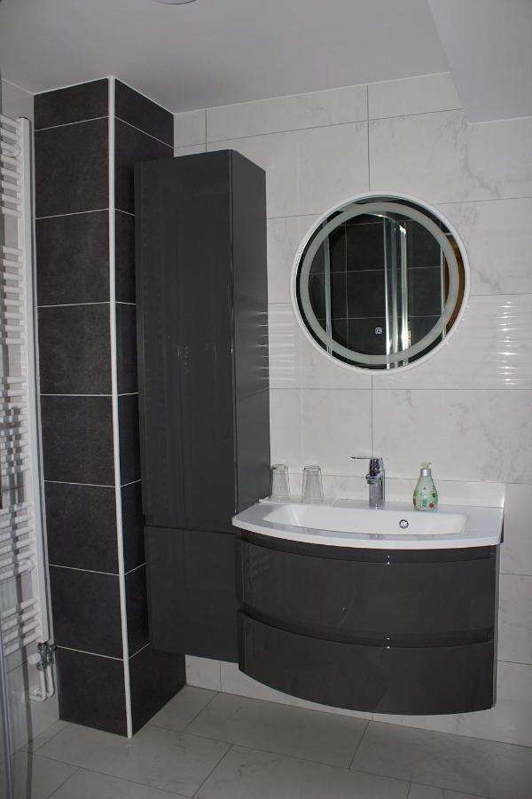 Malina Apartment Vransko Exterior photo